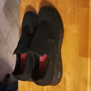 Sketchers work slip resistant slip on shoes, black SN 77275 size 10 US